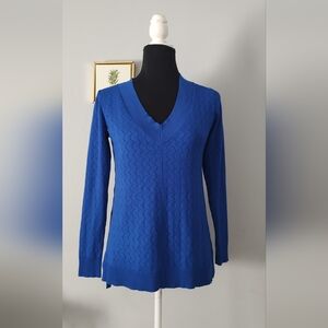 Cable & Sage Sweater  Long Sleeve V Neck Casual Color Blue Size small New